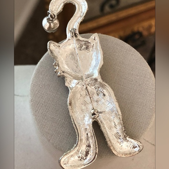 Adorable vintage Christmas cat brooch - Picture 6 of 9